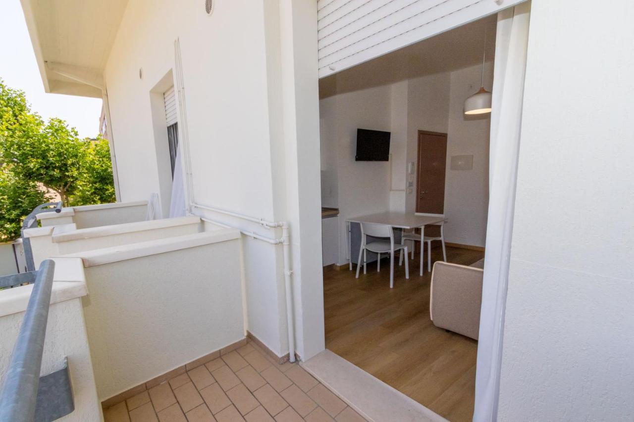 Dimmidirimini - Appartamenti In Affitto Exterior foto